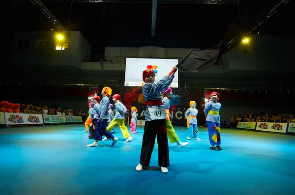 子供のダンスの国際"Megadance"competotion で — ストック写真