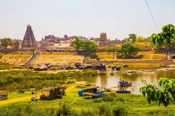 View of Hampi with rice field below, India — Stock Photo, Image
