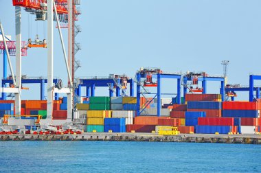 bağlantı noktası kargo vinç ve konteyner