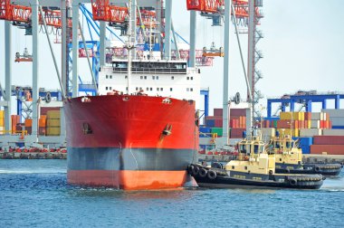 römorkör yardımcı toplu kargo gemisi