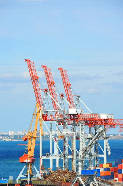 Poort lading kraan en container — Stockfoto