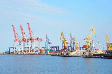 bağlantı noktası kargo vinç ve konteyner