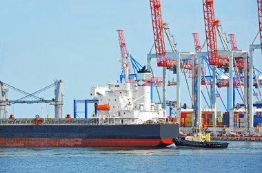 römorkör yardımcı toplu kargo gemisi