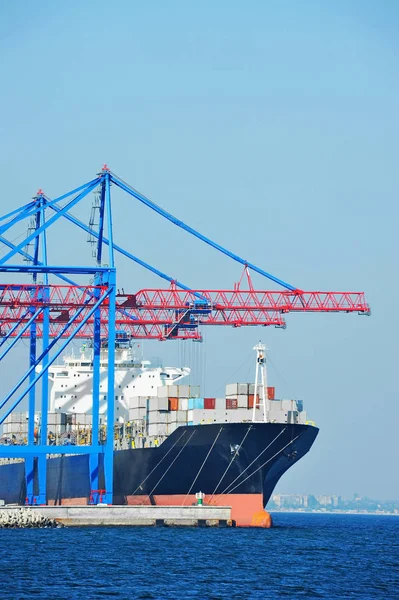 Port cargo crane, ship and container — Stock Photo, Image