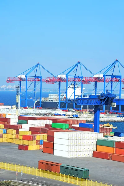 Bağlantı noktası kargo vinç, gemi ve konteyner