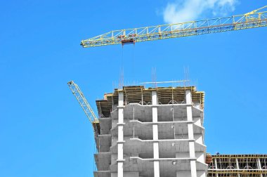 Vinç ve highrise şantiye