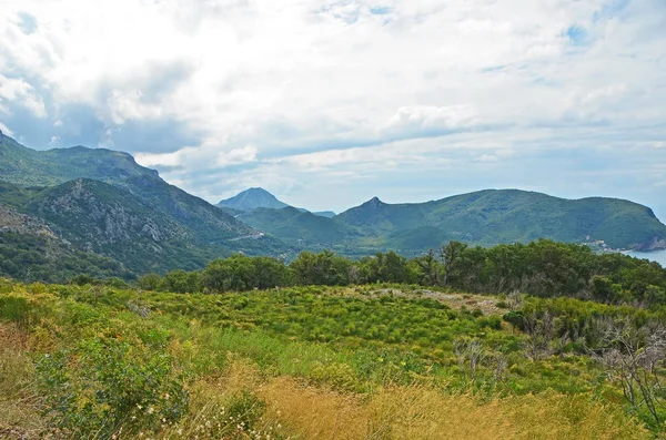 Přímořská krajina v Černé hoře — Stock fotografie