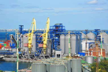 Kargo vinç ve tahıl kurutucular