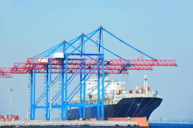 Bağlantı noktası kargo vinç, gemi ve konteyner