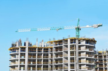 Vinç ve highrise şantiye