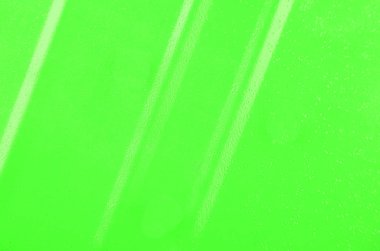 yeşil metalik renkli