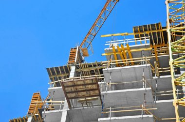 Vinç ve highrise şantiye