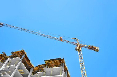 Vinç ve highrise şantiye