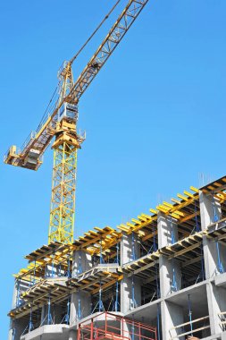 Vinç ve highrise şantiye