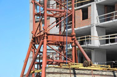 Vinç ve highrise şantiye