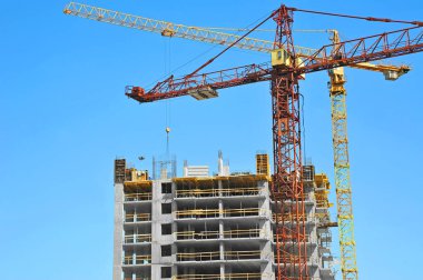 Vinç ve highrise şantiye