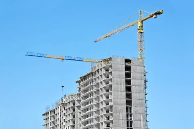 Vinç ve highrise şantiye