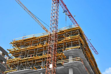 Vinç ve highrise şantiye