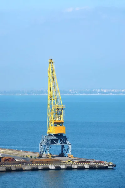 Grúa de carga portuaria — Foto de Stock