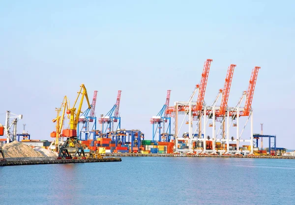 bağlantı noktası kargo vinç ve konteyner