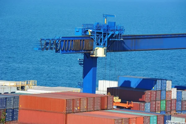 Port cargo crane and container — Stock Photo, Image