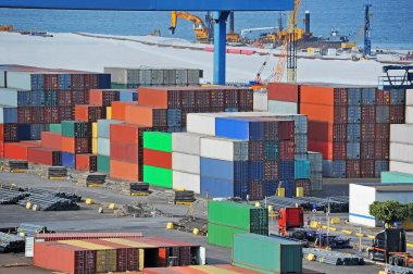 Kargo konteyner liman