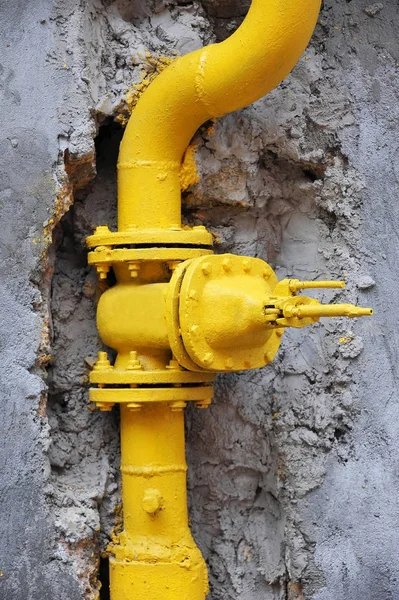 Gas valve on pipeline — Stock Photo, Image