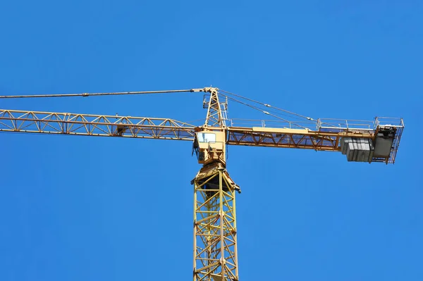 Construction tower crane — Stock Photo, Image