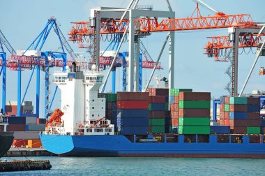 Bağlantı noktası kargo vinç, gemi ve konteyner