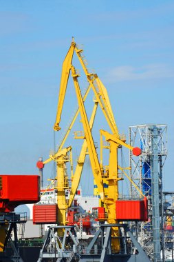 bağlantı noktası kargo vinç