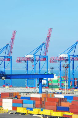 bağlantı noktası kargo vinç ve konteyner