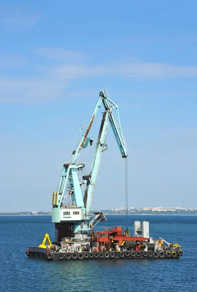 Floating cargo crane — Stock Photo, Image