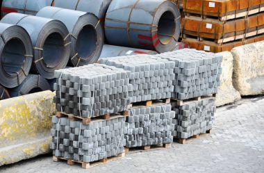 Parke taşı ve haddelenmiş metal bağlantı noktası