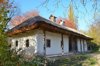 Eski çamur kulübe