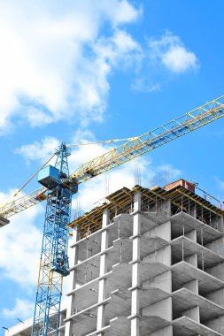 Vinç ve highrise şantiye