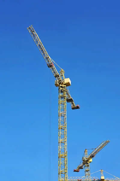 Construction tower crane — Stock Photo, Image