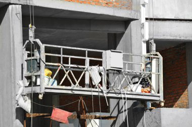 Duvarda asılı platformu (posta)