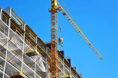 Vinç ve highrise şantiye