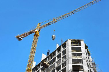 Vinç ve highrise şantiye