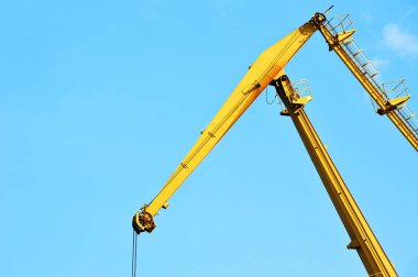 bağlantı noktası kargo vinç