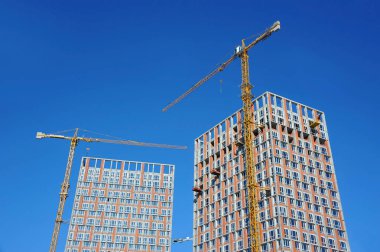 Vinç ve highrise şantiye