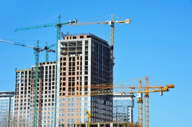 Vinç ve highrise şantiye