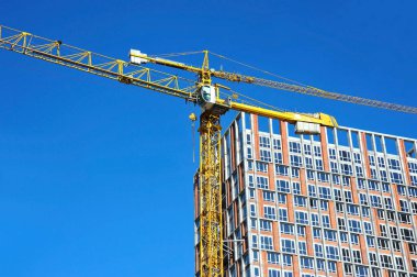 Vinç ve highrise şantiye