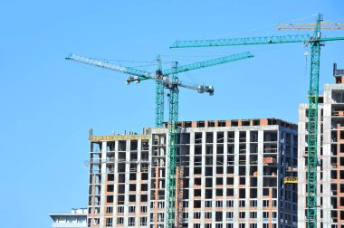 Vinç ve highrise şantiye