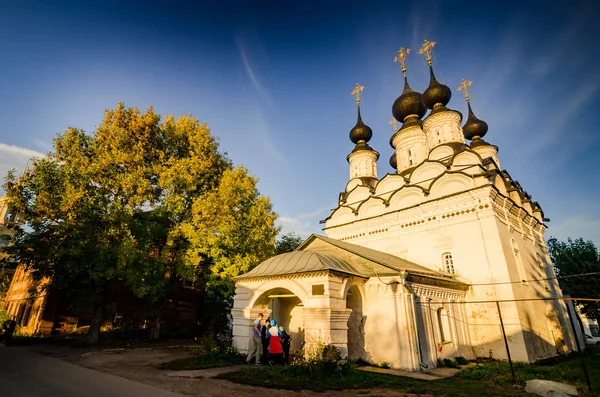 Destination touristique populaire dans Suzdal . — Photo