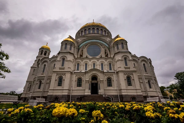 Cephe anıtsal Katedrali