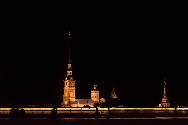 Visa monument lättade i natt — Stockfoto