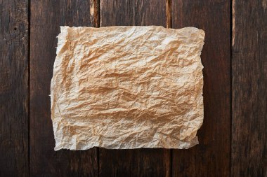 Kağıt antika ahşap masa - arka plan üzerinde