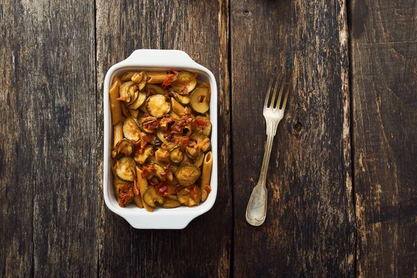 Kepekli makarna kabak yemek pişirme beyaz ile