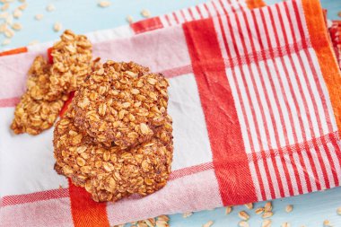 Yulaf ezmesi muz çerezleri renkli peçete